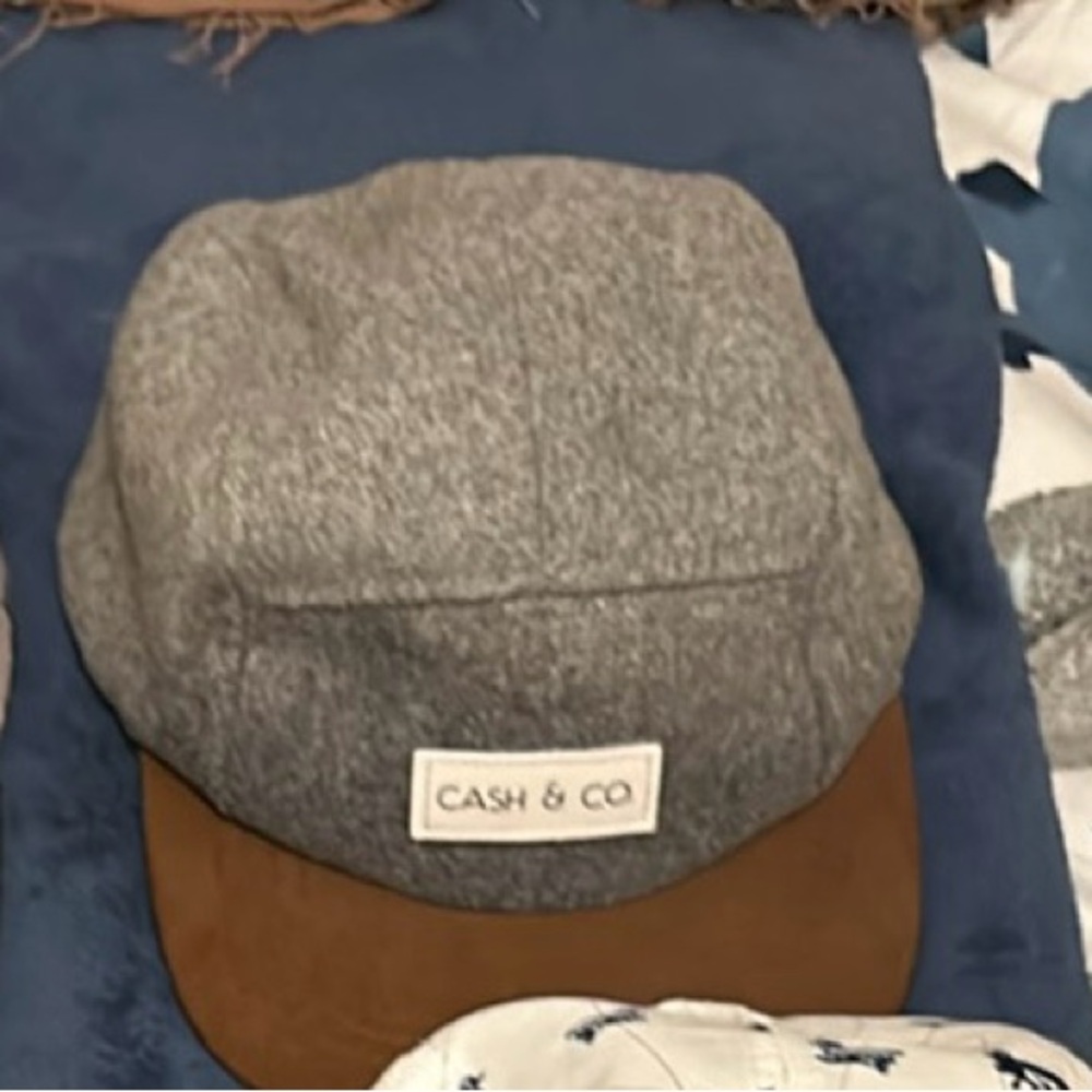 Cash & Co Gray Wool Cap with Brown Brim